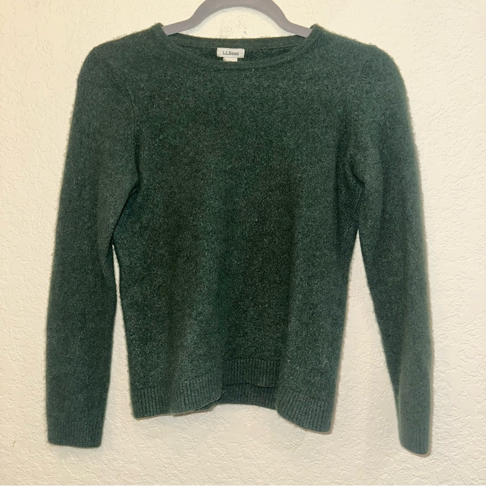 L.L. Bean Medium Green 100% Cashmere Classic Winter Crew Neck Sweater